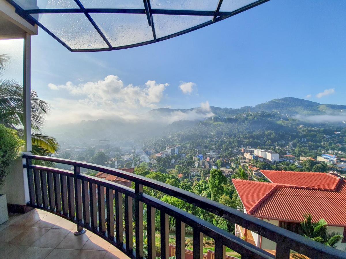The Skydeck Kandy Dış mekan fotoğraf