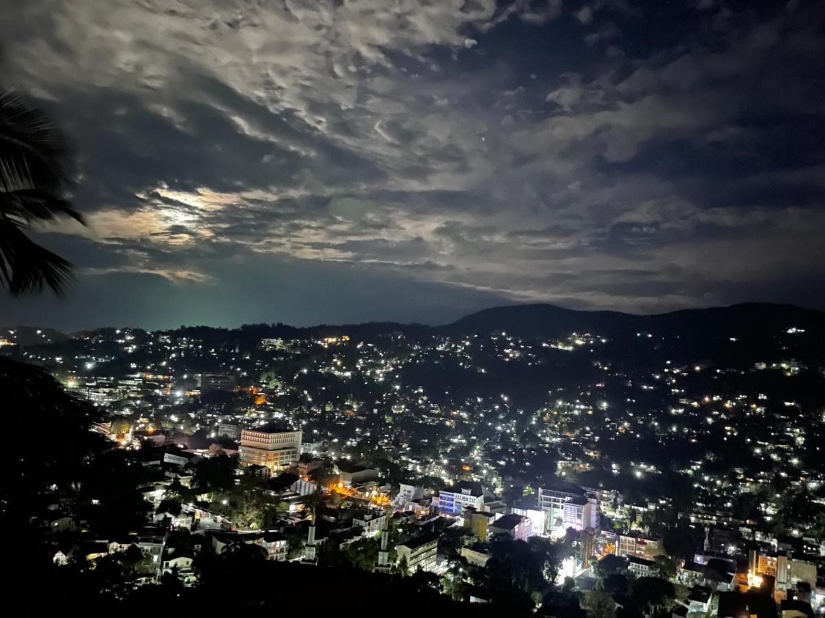 The Skydeck Kandy Dış mekan fotoğraf